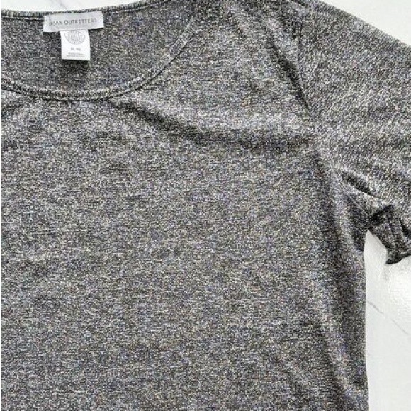 Tops - Women's Heather Gray Short Sleeve Top
